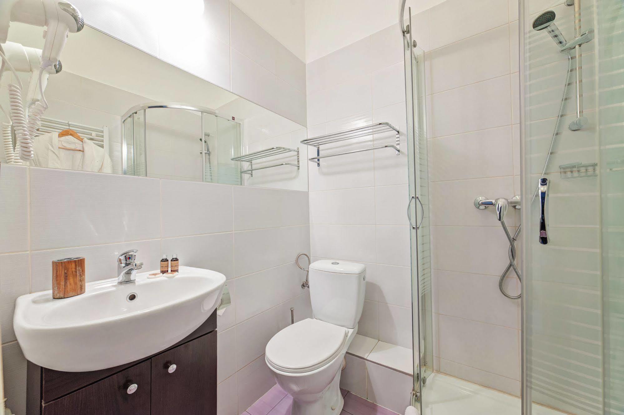 Ttrooms Poznan Ngoại thất bức ảnh